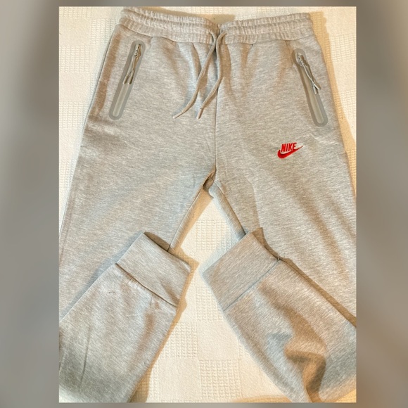 Nike Track Suit - Picture 7 of 8